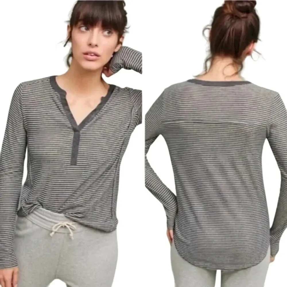 Anthropologie Akemi + Kin Gray Metallic Striped Split V-Neck Long Sleeve Top M